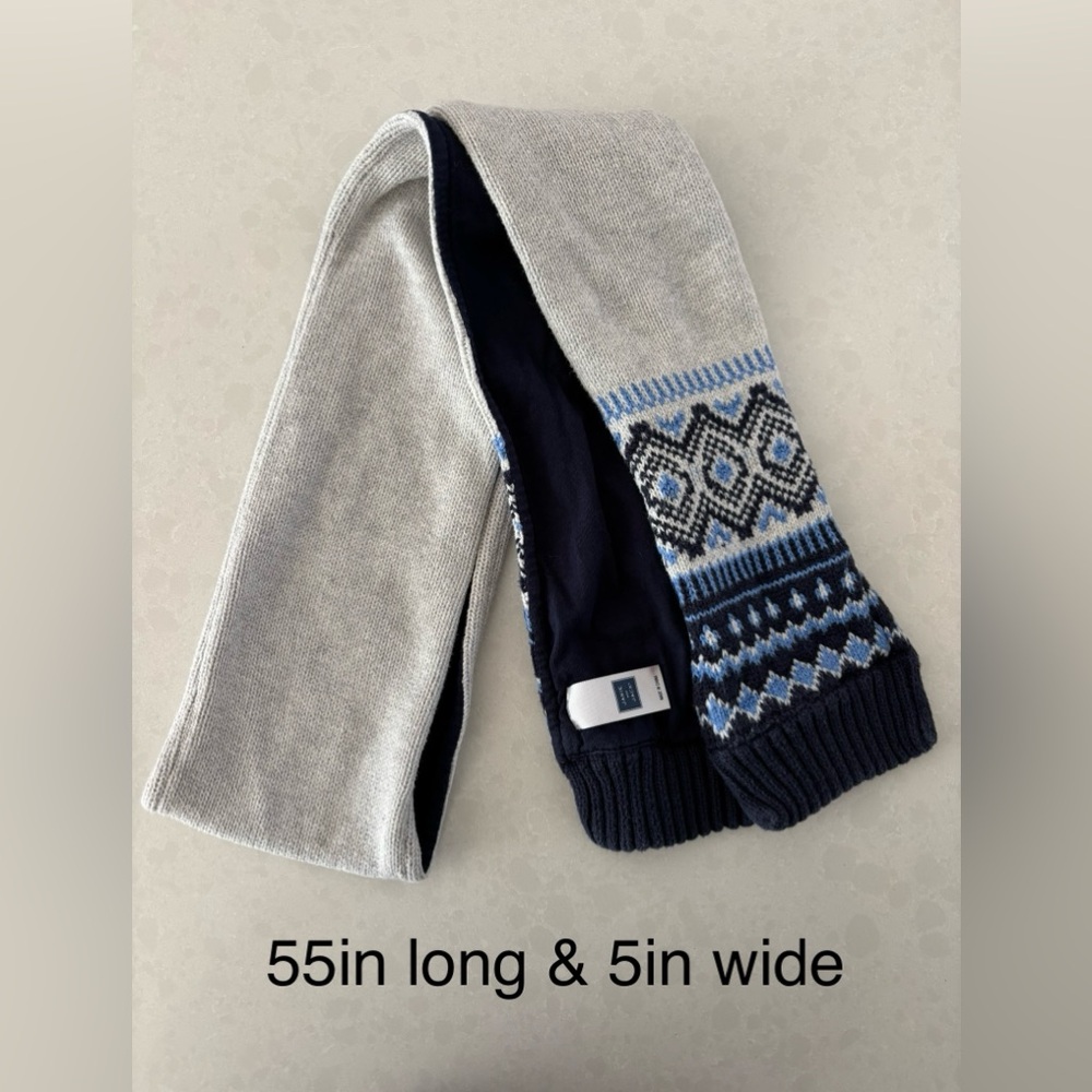 Janie and Jack Kids Blue and Gray Knit Scarf. Size 4-8Y